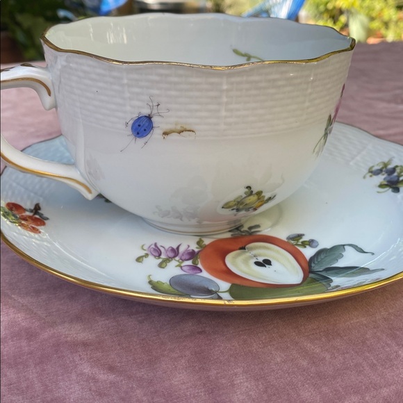 Herend Handpainted fruit and flora large tea cup and saucer plate. Antique - Picture 5 of 16